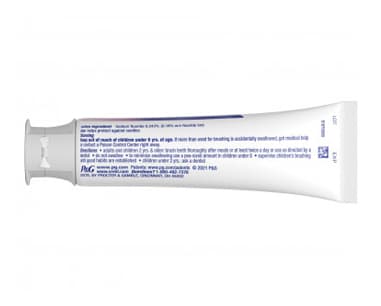 CREST 3D WHITE GLAMOROUS WHITE NEW 2022 - ОТБЕЛИВАЮЩАЯ ЗУБНАЯ ПАСТА